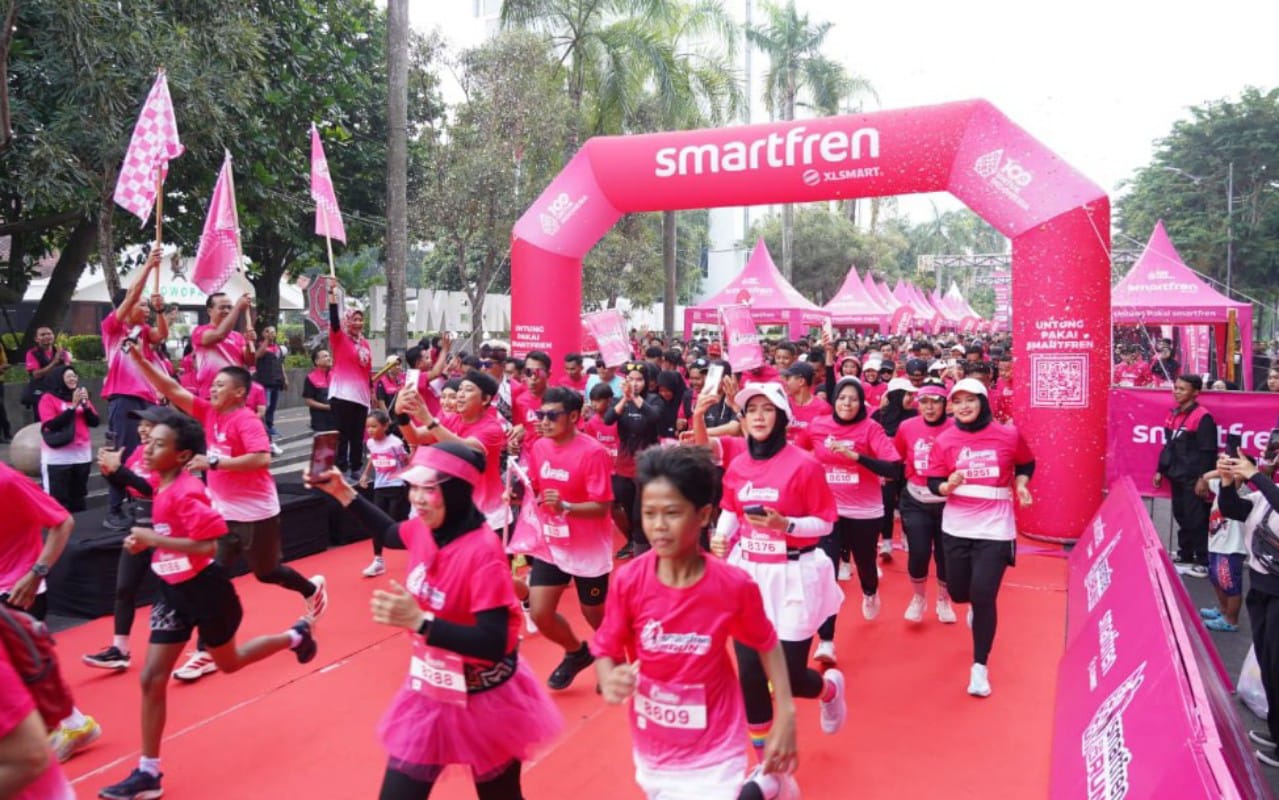 Antusiasme Tinggi Warnai Smartfren Fun Run 2025, Dorong Budaya Hidup Aktif di Bojonegoro
