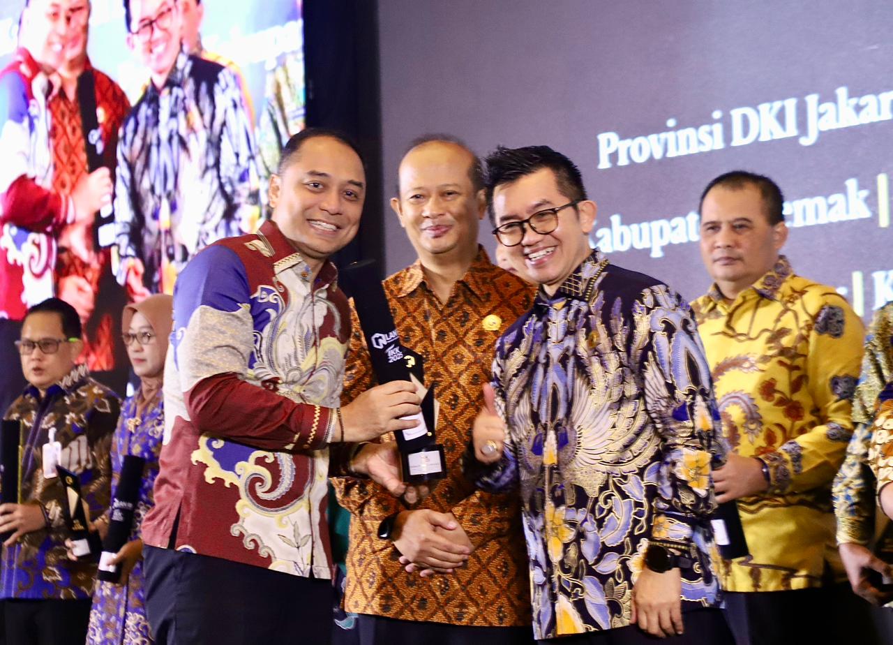 Pemkot Surabaya Raih Predikat “Unggul” IKK Award 2025 dari LAN RI