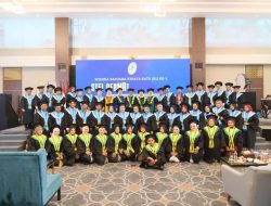 STEI PERMATA Bojonegoro Gelar Wisuda Sarjana S1 Perdana, Kukuhkan 63 Lulusan Ekonomi Syariah