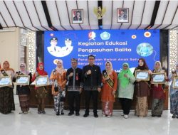 Bupati Setyo Wahono Tekankan Pola Asuh Positif dalam Edukasi Pengasuhan Balita Peringatan Hari Ibu