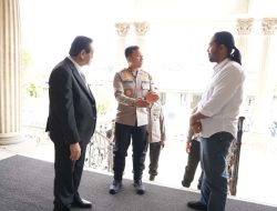 Kapolres Bojonegoro Tinjau Sejumlah Gereja, Pastikan Pengamanan Natal 2025