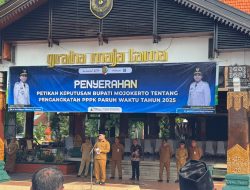 Bupati Mojokerto Resmikan Pengangkatan 2.975 PPPK Paruh Waktu 2025
