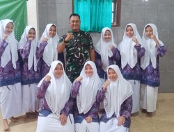 Babinsa Koramil 0812/19 Laren Berikan Wawasan Kebangsaan kepada Santri Ponpes Al Balagh