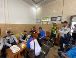 Satlantas Polres Lamongan Gelar Ramp Check Bus dan Tes Urine Awak Bus Jelang Natal 2025 dan Tahun Baru 2026