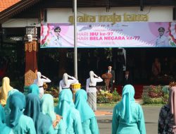 Pemkab Mojokerto Gelar Upacara Peringatan Hari Ibu dan Hari Bela Negara