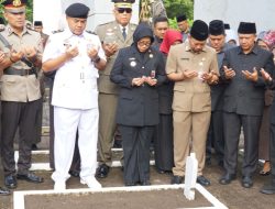 Wabup Sidoarjo dan Forkopimda Ziarah Makam Mantan Bupati dan Wakil Bupati Sidoarjo