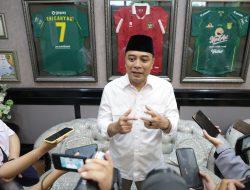 Wali Kota Eri  Ingatkan Warga dan Pelaku Usaha Tak Gunakan Tepi Sungai untuk Bangunan dan Parkir