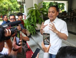 Pemkot Surabaya Raih Predikat WBK dari KemenPAN-RB, Bukti Komitmen Bebas Korupsi!
