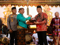 Filosofi ‘Semar Mbangun Kayangan’ Hadir dalam Pagelaran Wayang Kulit Hari Jadi Sidoarjo ke-167
