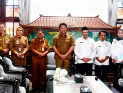 Bupati Sidoarjo Subandi Dorong UMKM Dapat Sertifikat Halal