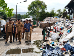 Bupati Sidoarjo Subandi Dorong Ekonomi Warga