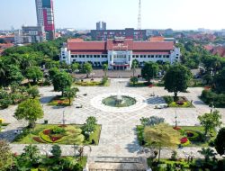 Pemkot Surabaya Terima Penyerahan 18 PSU Perumahan Sepanjang 2025