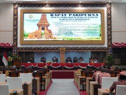 Gus Bupati  Hadiri Rapat Paripurna DPRD Kabupaten Mojokerto