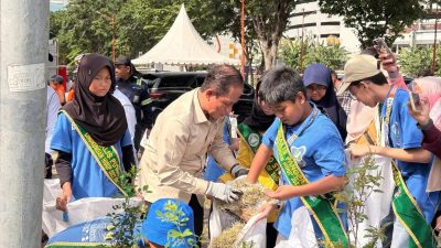 Perumda Air Minum Surya Sembada Dukung Kegiatan Korve Kalimas di Monkasel bersama Menteri Lingkungan Hidup