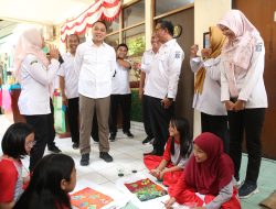 Larangan Medsos Anak Berlaku 28 Maret, Pemkot Surabaya Sudah Antisipasi Lewat Sekolah