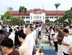 Pemkot Surabaya Siagakan Petugas di Pura hingga Pemukiman Warga Hindu Jelang Idulfitri dan Nyepi