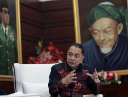 Wali Kota Eri Cahyadi Ingatkan Jukir di Surabaya Patuhi Aturan dan Jaga Kondusivitas Kota