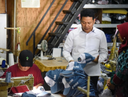 Pemkab Sidoarjo Dukung Pengurusan Izin Usaha Pengrajin Topi