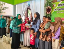 Kunjungi Desa Jumok, Cantika Wahono Salurkan Bantuan dan Perkuat Komitmen Penanganan Gizi Masyarakat