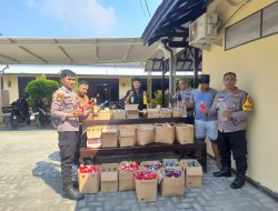 Dikira Warung Biasa, Ternyata Simpan Ratusan Botol Miras, Polisi Langsung Bertindak