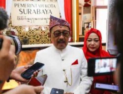 Isu Pocong Menyebar di Surabaya, Cak Ji Beri Jawaban Santai: Masukkan Saja ke Botol