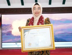 Cantika Wahono Terima Penghargaan HARGANAS, Bojonegoro Sukses Jalankan Program Keluarga Prioritas Nasional