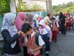 Lewat Simulasi Harta Karun dan Senam Ceria, MPLS di Surabaya Dibuat Seru dan Menyenangkan