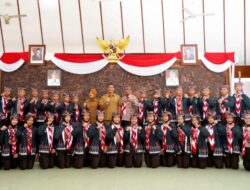 Bupati Setyo Wahono Lepas 32 Pramuka Bojonegoro Menuju Jambore Nasional di Cibubur