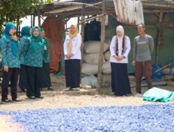 Cantika Wahono Apresiasi Gerakan Sajak Tebon: Sampah Jadi Solusi Bayar Pajak