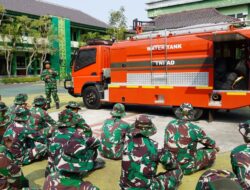 Personel Kodim Bojonegoro Segarkan Kemampuan Jinakkan Api