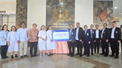 Wujud Kepedulian Kesehatan: BRI Region 12 Serahkan Unit Ambulance ke RKZ Surabaya