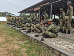 Asah Naluri dan Ketajaman Prajurit, Kodim 0812 Lamongan Gelar Latihan Menembak